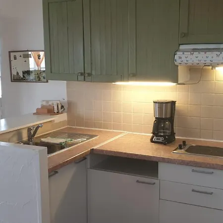 Front De Vue 3 Personnes + 1 Bebe דירה Hermanville-sur-Mer